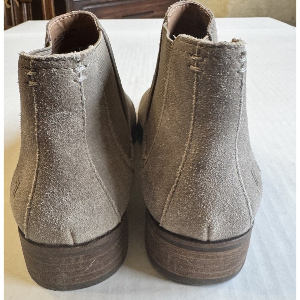 Frye Suede Chelsea Ankle Boots Booties Mushroom Taupe Women's 7 M - Picture 4 of 9
